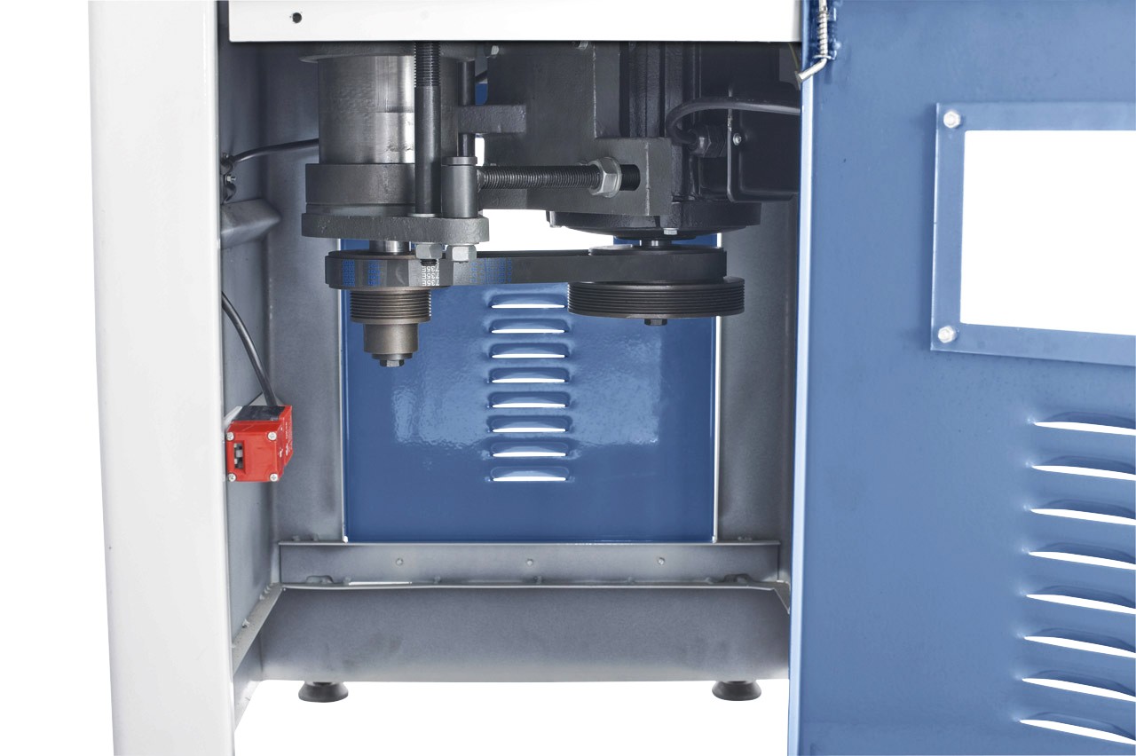 09-1256_6585a418169746